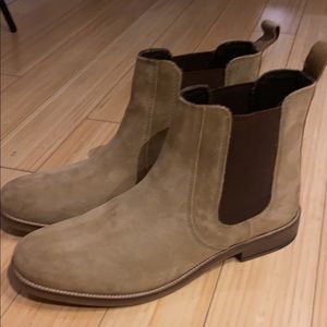 Men’s Chelsea Boots size 10.5